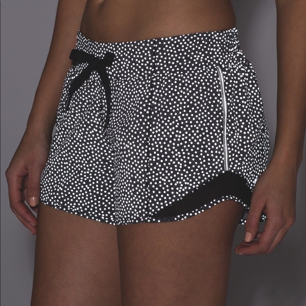 Lululemon hotty hot shorts reflective